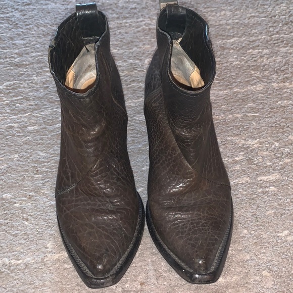 Gorgeous ACNE Half boots - Picture 1 of 7